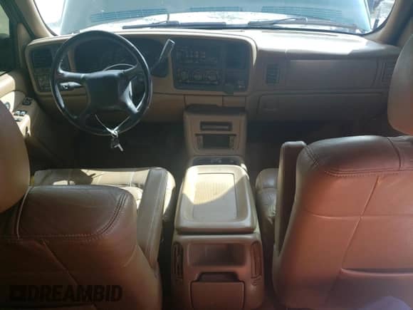 2000 Chevrolet Silverado 2500 LS with VIN 1GCGK29U7YE143083, listed as a Copart auction lot 75055554 with 174,277 mi miles and Salvage title. Bid and sale history available at DreamBid. Image 8.