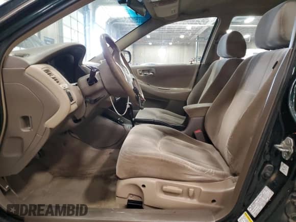 2000 Honda Accord LX z VIN 1HGCG1647YA096449, wystawiony jako Copart lot #54728065 z przebiegiem Nie podano mil oraz Czysty tytuł • Clean title. Historia ofert i sprzedaży dostępna na DreamBid. Obrazek 7.