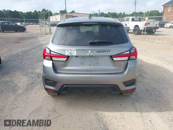 2021 Mitsubishi Outlander ES z VIN JA4ARUAU0MU022933, wystawiony jako IAAI lot #42848396 z przebiegiem 62 789 mil mil oraz . Historia ofert i sprzedaży dostępna na DreamBid. Obrazek 16.