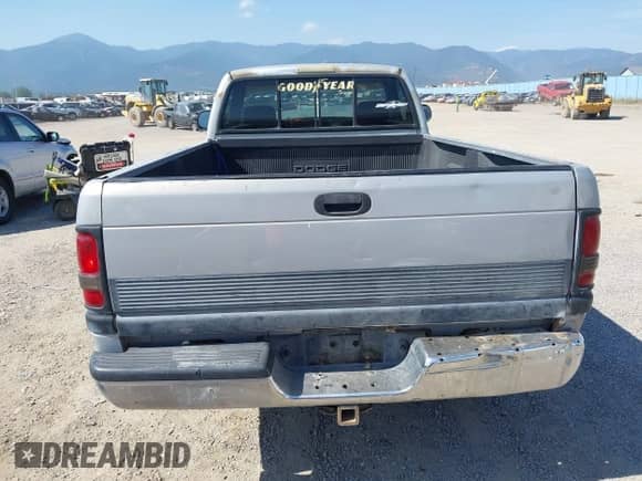 1996 Dodge 1500 with VIN 1B7HF16Z5TS561252, listed as a IAAI auction lot 42966459 with 266,398 mi miles and . Bid and sale history available at DreamBid. Image 16.