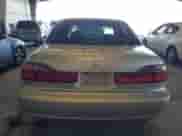 1998 Honda Accord LX z VIN 1HGCG5645WA153610, wystawiony jako Copart lot #71256675 z przebiegiem 215 832 mil mil oraz Szkoda całkowita • Salvage title. Historia ofert i sprzedaży dostępna na DreamBid. Obrazek 6.