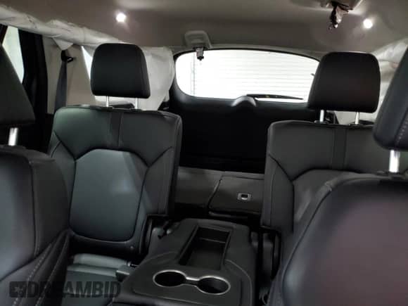 2023 Honda Pilot EX-L z VIN 5FNYG1H40PB034589, wystawiony jako Copart lot #56210485 z przebiegiem 42 181 mil mil oraz Czysty tytuł • Clean title. Historia ofert i sprzedaży dostępna na DreamBid. Obrazek 10.