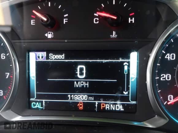 2019 Chevrolet Traverse LT z VIN 1GNERHKW9KJ257299, wystawiony jako IAAI lot #43574639 z przebiegiem 119 200 mil mil oraz . Historia ofert i sprzedaży dostępna na DreamBid. Obrazek 15.