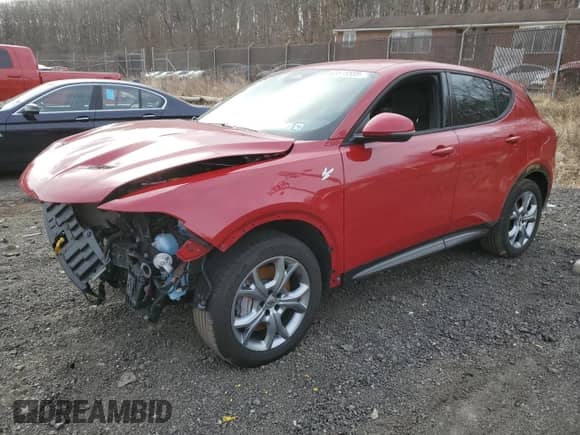 2024 Dodge Hornet R/T z VIN ZACPDFCW4R3A29506, wystawiony jako Copart lot #45518585 z przebiegiem 18 882 mil mil oraz Szkoda całkowita • Salvage title. Historia ofert i sprzedaży dostępna na DreamBid. Obrazek 1.