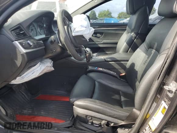 2012 BMW 5 Series 528i xDrive с VIN WBAXH5C53CDW05958, выставлен на аукционе Copart как лот 69610525 с пробегом 178 460 миль миль и Списание • Salvage title. История ставок и продаж доступна на DreamBid. Изображение 7.