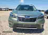 2021 Subaru Forester Touring z VIN JF2SKAXC9MH531067, wystawiony jako Copart lot #70780275 z przebiegiem 79 841 mil mil oraz Czysty tytuł • Clean title. Historia ofert i sprzedaży dostępna na DreamBid. Obrazek 5.