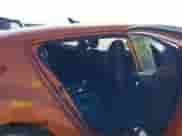 2016 Hyundai Veloster с VIN KMHTC6AD8GU281049, выставлен на аукционе IAAI как лот 42952329 с пробегом 125 190 миль миль и . История ставок и продаж доступна на DreamBid. Изображение 8.