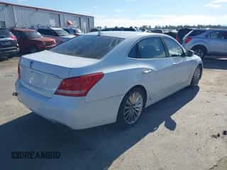 2014 Hyundai Equus Ultimate z VIN KMHGH4JH2EU085955, wystawiony jako IAAI lot #41315028 z przebiegiem 128 044 mil mil oraz . Historia ofert i sprzedaży dostępna na DreamBid. Obrazek 4.