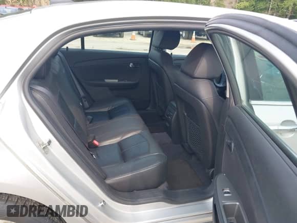 2012 Chevrolet Malibu LTZ z VIN 1G1ZG5E72CF255927, wystawiony jako IAAI lot #42441174 z przebiegiem 134 665 mil mil oraz . Historia ofert i sprzedaży dostępna na DreamBid. Obrazek 8.