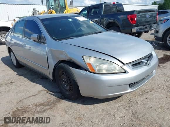 2004 Honda Accord LX с VIN JHMCM56404C015576, выставлен на аукционе IAAI как лот 42600791 с пробегом 238 700 миль миль и . История ставок и продаж доступна на DreamBid. Изображение 1.