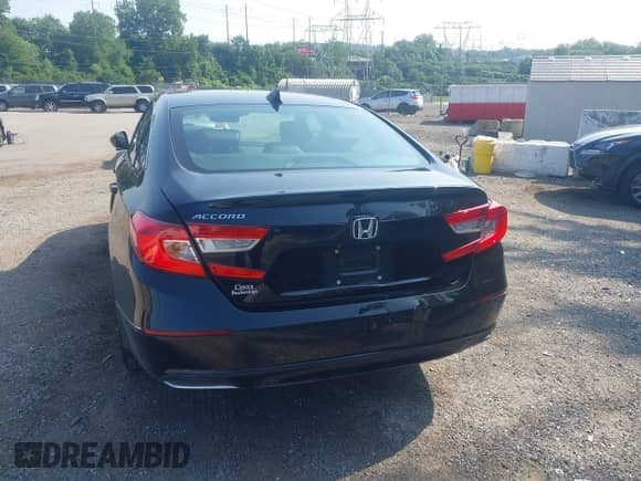 2018 Honda Accord EX-L с VIN 1HGCV1F66JA029824, выставлен на аукционе IAAI как лот 42772639 с пробегом Не указан миль и . История ставок и продаж доступна на DreamBid. Изображение 16.