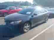 2013 Toyota Camry L with VIN 4T1BF1FK2DU660086, listed as a IAAI auction lot 43123515 with 250,969 mi miles and . Bid and sale history available at DreamBid. Image 2.