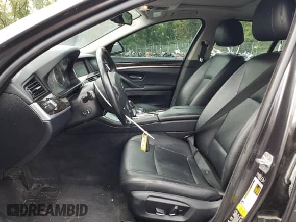 2015 BMW 5 Series 528i xDrive with VIN WBA5A7C5XFD620663, listed as a Copart auction lot 80361065 with 158,004 mi miles and Clean title. Bid and sale history available at DreamBid. Image 7.