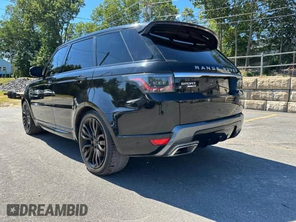 2018 Land Rover Range Rover Sport HSE with VIN SALWR2RV4JA812237, listed as a Copart auction lot 70306135 with 129,869 mi miles and Clean title. Bid and sale history available at DreamBid. Image 2.