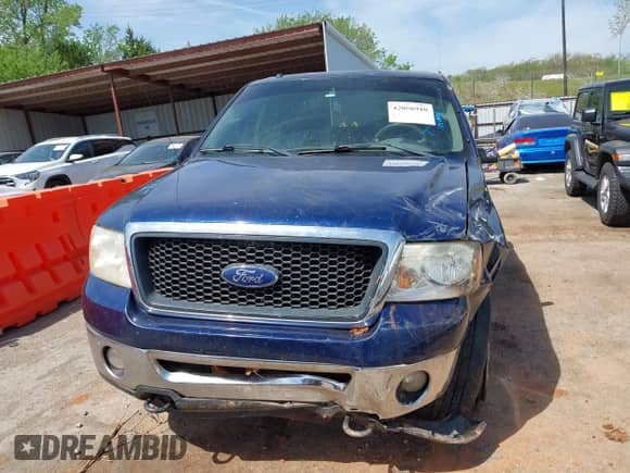 2007 Ford F-150 XLT с VIN 1FTRW14W27KC71148, выставлен на аукционе IAAI как лот 42056910 с пробегом 177 347 миль миль и . История ставок и продаж доступна на DreamBid. Изображение 12.