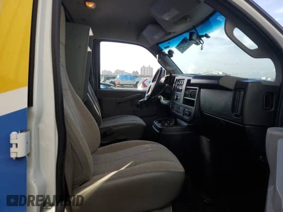 2023 Chevrolet Express Cargo с VIN 1GCWGAFP9P1212867, выставлен на аукционе Copart как лот 59791485 с пробегом 36 221 миль миль и Списание • Salvage title. История ставок и продаж доступна на DreamBid. Изображение 11.