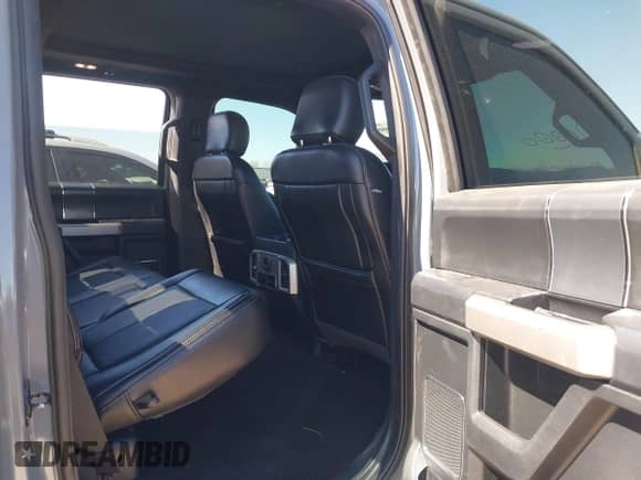 2020 Ford F-150 XL с VIN 1FTEW1EP1LKE75567, выставлен на аукционе IAAI как лот 41720000 с пробегом 61 866 миль миль и . История ставок и продаж доступна на DreamBid. Изображение 8.