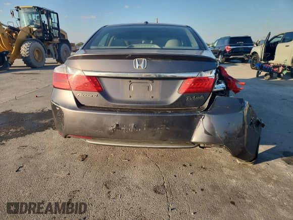2013 Honda Accord EX-L z VIN 1HGCR2F87DA027483, wystawiony jako Copart lot #85853115 z przebiegiem 293 689 mil mil oraz Szkoda całkowita • Salvage title. Historia ofert i sprzedaży dostępna na DreamBid. Obrazek 6.