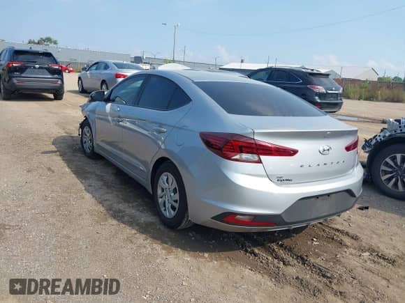 2020 Hyundai Elantra SE с VIN KMHD74LF1LU944385, выставлен на аукционе IAAI как лот 42995406 с пробегом 103 732 миль миль и . История ставок и продаж доступна на DreamBid. Изображение 3.