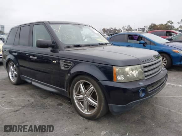 2008 Land Rover Range Rover Sport HSE z VIN SALSK25418A183224, wystawiony jako IAAI lot #42138752 z przebiegiem 162 014 mil mil oraz . Historia ofert i sprzedaży dostępna na DreamBid. Obrazek 1.