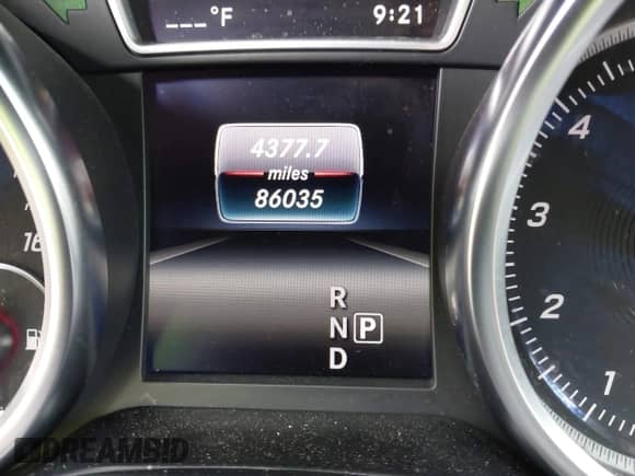 2017 Mercedes-Benz GLS 550 with VIN 4JGDF7DE4HA838922, listed as a IAAI auction lot 42617326 with 86,035 mi miles and . Bid and sale history available at DreamBid. Image 7.