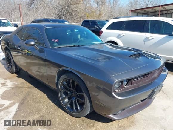 2013 Dodge Challenger R/T с VIN 2C3CDYBT4DH560133, выставлен на аукционе IAAI как лот 41660134 с пробегом 221 827 миль миль и . История ставок и продаж доступна на DreamBid. Изображение 1.