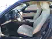 2011 BMW Z4 sDrive30i с VIN WBALM5C58BE379080, выставлен на аукционе Copart как лот 46605385 с пробегом 108 335 миль миль и Списание • Salvage title. История ставок и продаж доступна на DreamBid. Изображение 7.