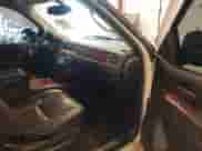 2010 Chevrolet Suburban LTZ с VIN 1GNUKKE36AR101994, выставлен на аукционе IAAI как лот 42358189 с пробегом 260 692 миль миль и . История ставок и продаж доступна на DreamBid. Изображение 5.
