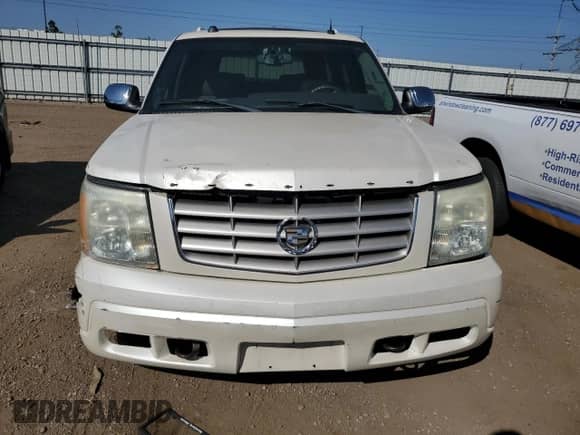 2004 Cadillac Escalade with VIN 1GYEK63NX4R109202, listed as a Copart auction lot 84244305 with Not provided miles and Salvage title. Bid and sale history available at DreamBid. Image 5.