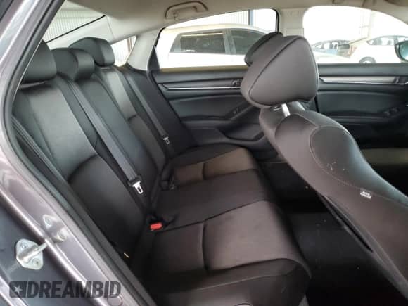 2022 Honda Accord с VIN 1HGCV3F13NA006555, выставлен на аукционе Copart как лот 51321185 с пробегом Не указан миль и Списание • Salvage title. История ставок и продаж доступна на DreamBid. Изображение 10.