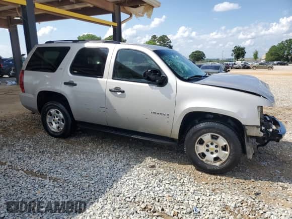 2009 Chevrolet Tahoe LS z VIN 1GNFC13C39R174495, wystawiony jako Copart lot #56460185 z przebiegiem 266 781 mil mil oraz Szkoda całkowita • Salvage title. Historia ofert i sprzedaży dostępna na DreamBid. Obrazek 4.