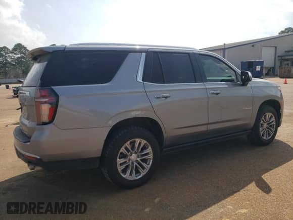 2023 Chevrolet Tahoe Premier with VIN 1GNSCSKDXPR120185, listed as a Copart auction lot 49421255 with 39,612 mi miles and Clean title. Bid and sale history available at DreamBid. Image 3.