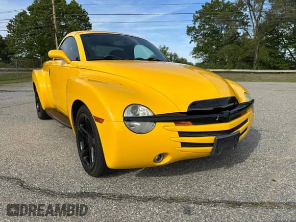 2004 Chevrolet SSR LS с VIN 1GCES14P24B106425, выставлен на аукционе Copart как лот 62700475 с пробегом 87 661 миль миль и Чистый • Clean title. История ставок и продаж доступна на DreamBid. Изображение 1.