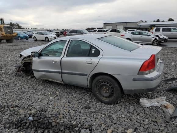 2002 Volvo S60 с VIN YV1RH58D222127113, выставлен на аукционе Copart как лот 86992894 с пробегом Не указан миль и Списание • Salvage title. История ставок и продаж доступна на DreamBid. Изображение 2.