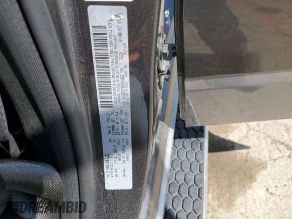 2019 Ram 1500 Laramie z VIN 1C6SRFDT2KN514953, wystawiony jako Copart lot #56747675 z przebiegiem 64 177 mil mil oraz Szkoda całkowita • Salvage title. Historia ofert i sprzedaży dostępna na DreamBid. Obrazek 12.