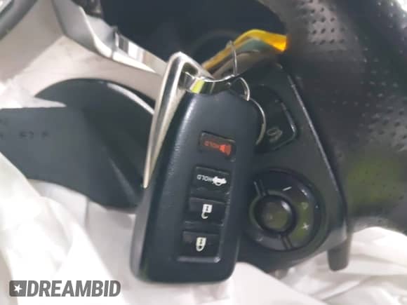 2014 Lexus IS 350 with VIN JTHCE1D26E5003672, listed as a IAAI auction lot 42563800 with 206,201 mi miles and . Bid and sale history available at DreamBid. Image 11.