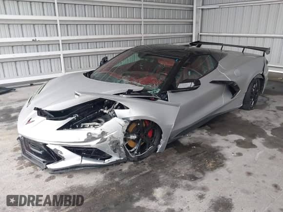 2020 Chevrolet Corvette 3LT with VIN 1G1Y83D42L5109232, listed as a IAAI auction lot 42651243 with 8,163 mi miles and . Bid and sale history available at DreamBid. Image 17.
