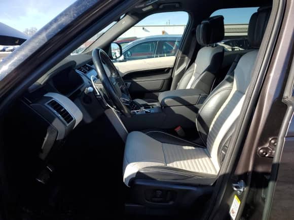 2021 Land Rover Discovery with VIN SALRM4RU1M2454205, listed as a Copart auction lot 45852435 with 55,954 mi miles and Salvage title. Bid and sale history available at DreamBid. Image 7.