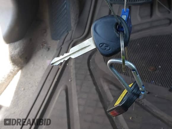 2004 Hyundai Sonata z VIN KMHWF25S04A940213, wystawiony jako IAAI lot #36273504 z przebiegiem 97 294 mil mil oraz . Historia ofert i sprzedaży dostępna na DreamBid. Obrazek 11.