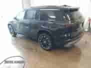 2025 Chevrolet Traverse AWD LT z VIN 1GNEVGRS3SJ152914, wystawiony jako IAAI lot #41593187 z przebiegiem 1 921 mil mil oraz . Historia ofert i sprzedaży dostępna na DreamBid. Obrazek 3.