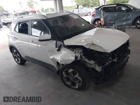 2024 Hyundai Venue SEL с VIN KMHRC8A3XRU342028, выставлен на аукционе IAAI как лот 43071880 с пробегом 10 176 миль миль и . История ставок и продаж доступна на DreamBid. Изображение 1.