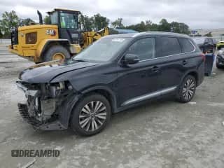 2020 Mitsubishi Outlander ES с VIN JA4AZ3A31LZ020921, выставлен на аукционе Copart как лот 67187745 с пробегом 63 784 миль миль и Списание • Salvage title. История ставок и продаж доступна на DreamBid. Изображение 1.