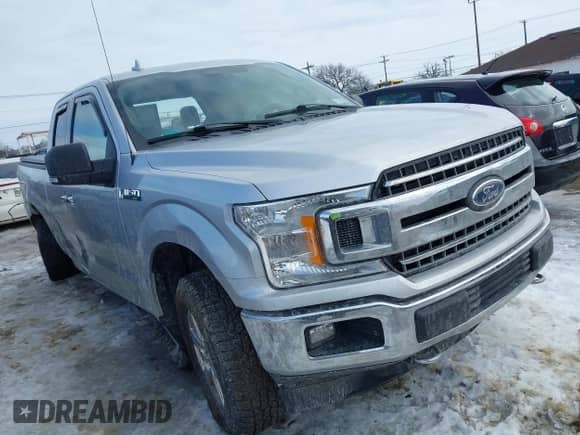 2018 Ford F-150 XL z VIN 1FTEX1EB0JFE62848, wystawiony jako IAAI lot #41658929 z przebiegiem 63 185 mil mil oraz . Historia ofert i sprzedaży dostępna na DreamBid. Obrazek 1.