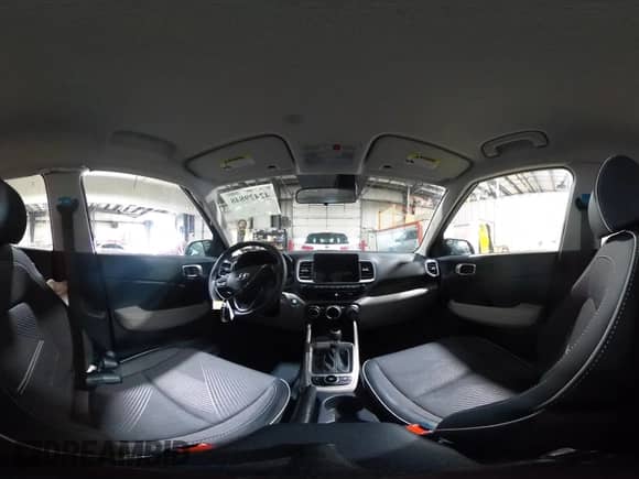 2025 Hyundai Venue SEL с VIN KMHRC8A34SU361311, выставлен на аукционе IAAI как лот 42429848 с пробегом 694 миль миль и . История ставок и продаж доступна на DreamBid. Изображение 18.