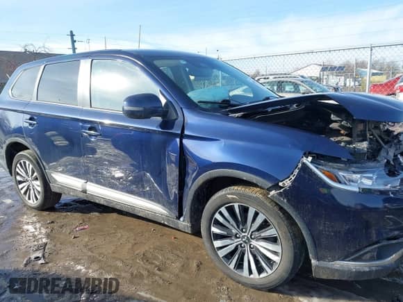 2020 Mitsubishi Outlander ES с VIN JA4AZ3A38LZ044939, выставлен на аукционе IAAI как лот 41654657 с пробегом 60 050 миль миль и . История ставок и продаж доступна на DreamBid. Изображение 13.