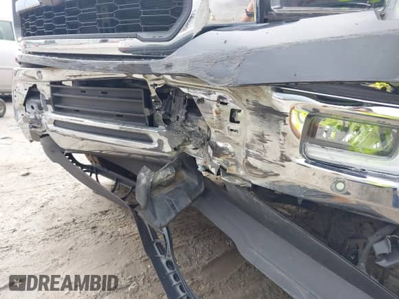 2024 Ford F-150 Lariat z VIN 1FTFW5L52RFA75628, wystawiony jako IAAI lot #43393183 z przebiegiem 15 578 mil mil oraz . Historia ofert i sprzedaży dostępna na DreamBid. Obrazek 21.