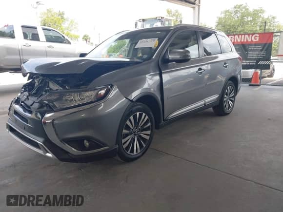 2020 Mitsubishi Outlander SE z VIN JA4AD3A3XLZ004568, wystawiony jako IAAI lot #43226960 z przebiegiem 133 629 mil mil oraz . Historia ofert i sprzedaży dostępna na DreamBid. Obrazek 18.