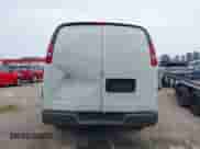 2017 Chevrolet Express Cargo с VIN 1GCWGAFF0H1103433, выставлен на аукционе IAAI как лот 42926538 с пробегом 266 949 миль миль и . История ставок и продаж доступна на DreamBid. Изображение 16.