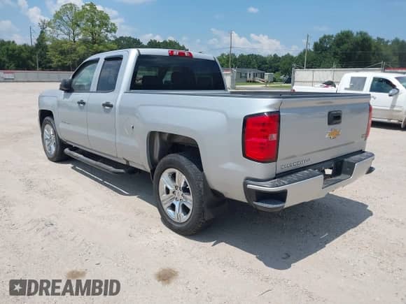 2017 Chevrolet Silverado 1500 Custom с VIN 1GCRCPEC5HZ389879, выставлен на аукционе IAAI как лот 42973352 с пробегом 155 697 миль миль и . История ставок и продаж доступна на DreamBid. Изображение 3.