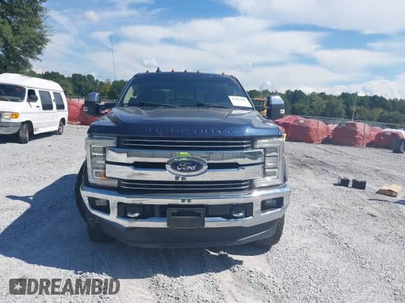 2019 Ford F-250 XL z VIN 1FT7W2BT4KEG40380, wystawiony jako IAAI lot #43413584 z przebiegiem 61 741 mil mil oraz . Historia ofert i sprzedaży dostępna na DreamBid. Obrazek 12.